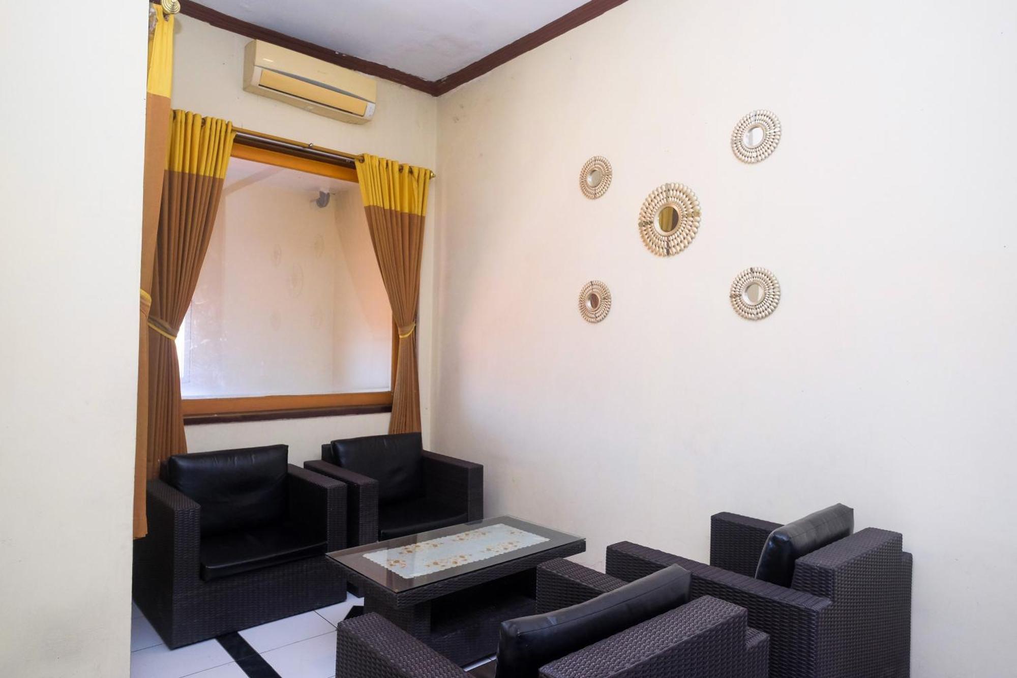 Urbanview Hotel Dedy Jaya Brebes Εξωτερικό φωτογραφία