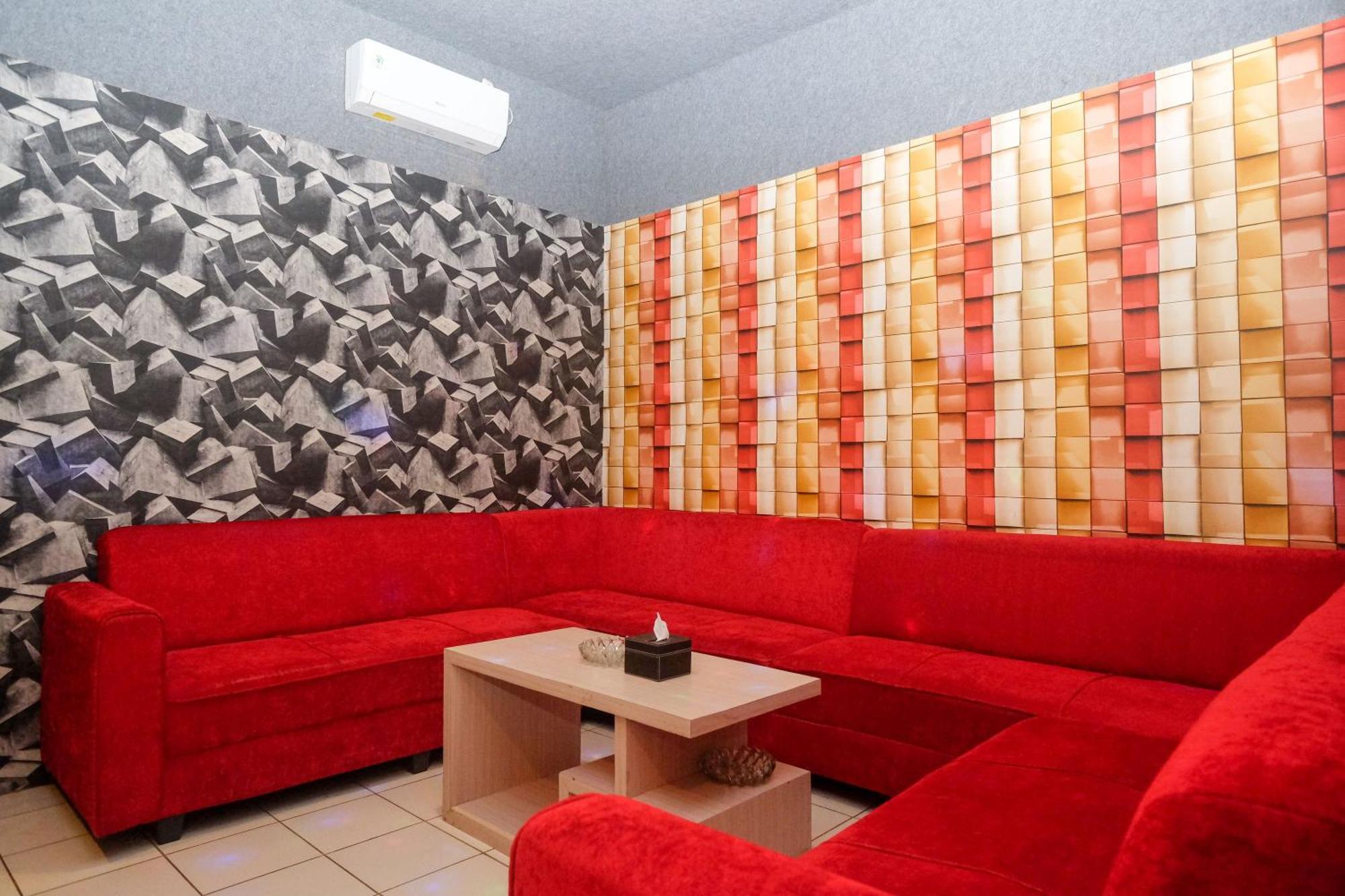Urbanview Hotel Dedy Jaya Brebes Εξωτερικό φωτογραφία