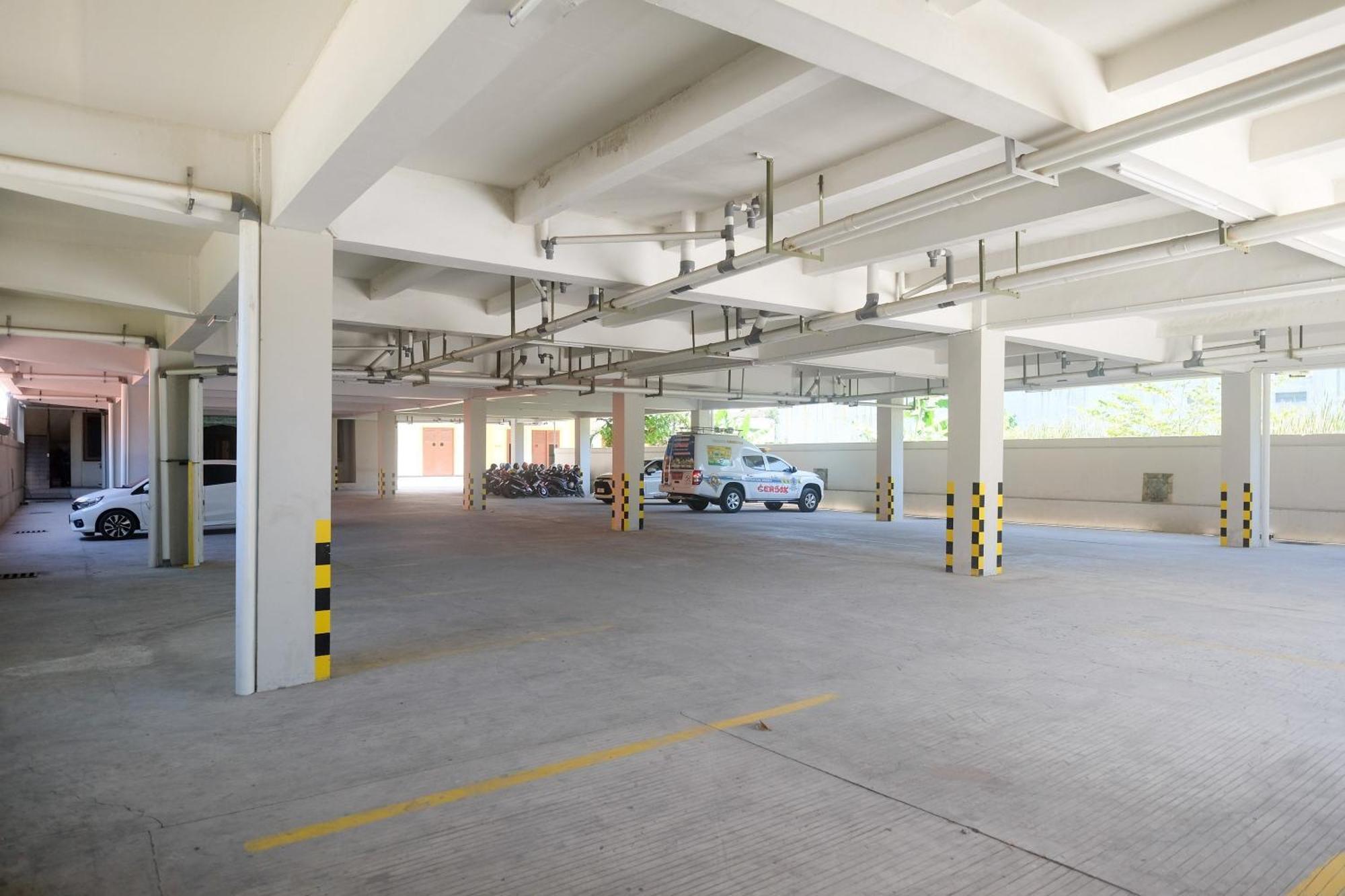 Urbanview Hotel Dedy Jaya Brebes Εξωτερικό φωτογραφία
